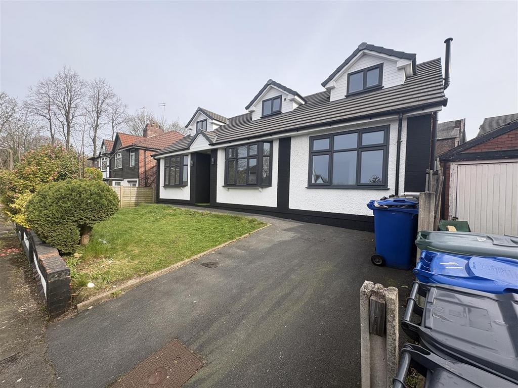 Woodland Crescent Prestwich Manchester 6 Bed Detached House 2 300 