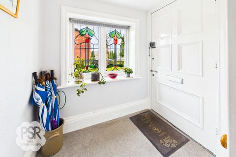 4 bedroom detached house for sale, Hayfield Road, Birch Vale, SK22