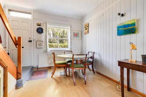 undefined, Burnside, Cambridge CB1