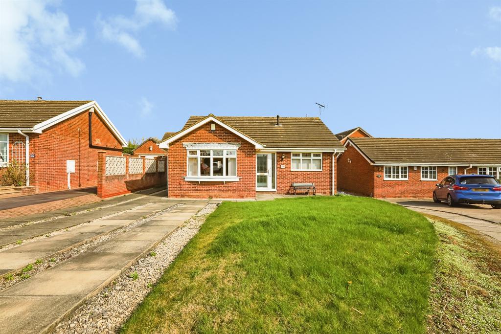 2 bedroom detached bungalow for sale