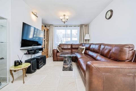 2 bedroom semi-detached house for sale, Lovell Road, Bedford