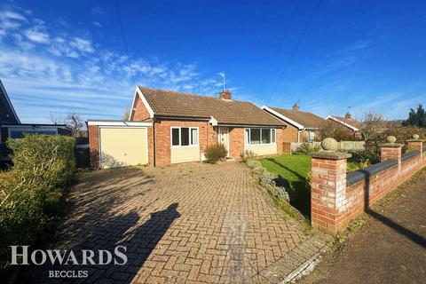 2 bedroom detached bungalow for sale, Annandale Drive, Beccles
