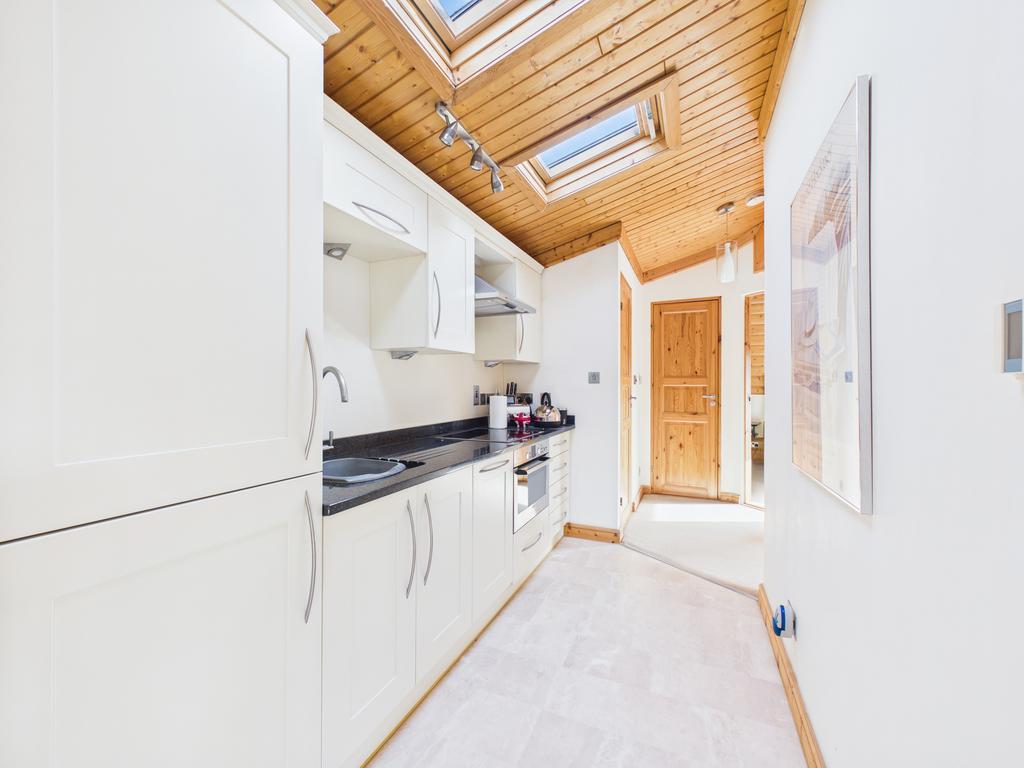 Cam01984 g0 pr0577 still004