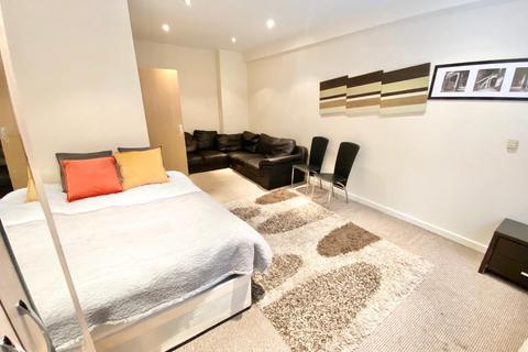 1 bedroom in a flat share to rent, Granville Street, Birmingham B1