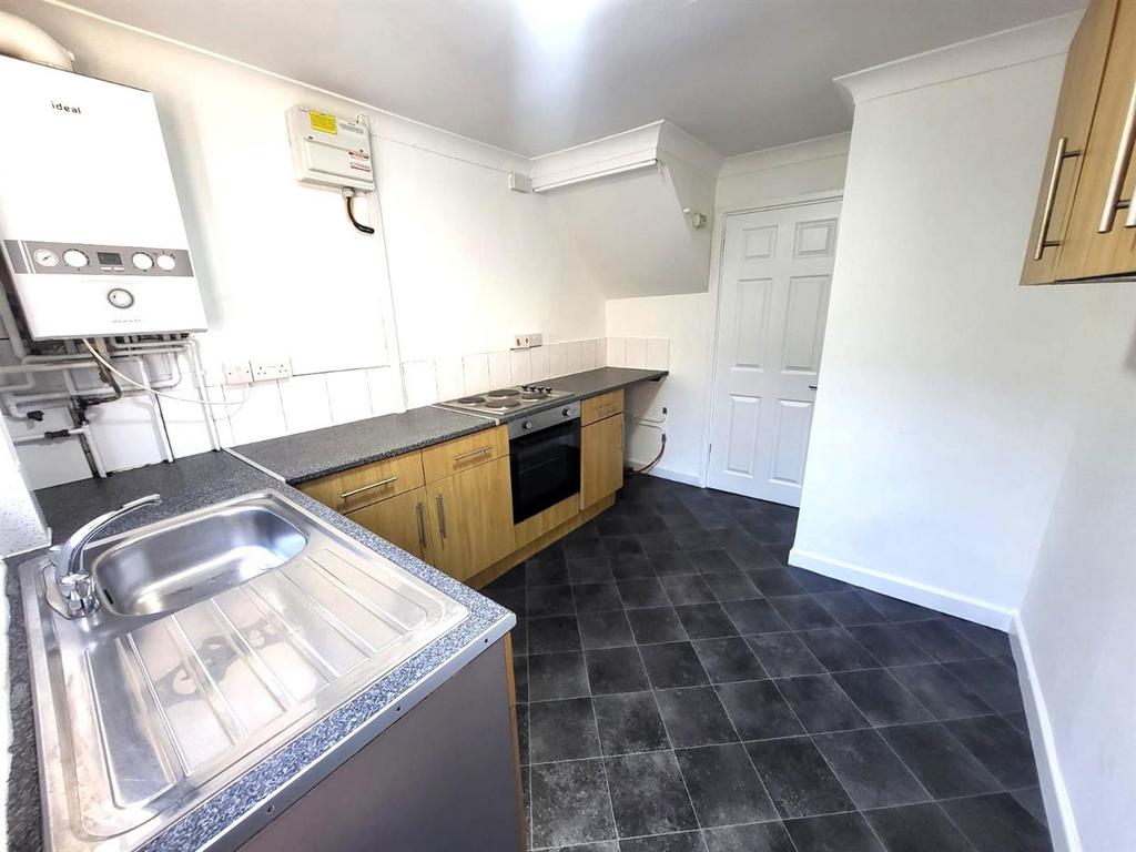 Kitchen Pic 3