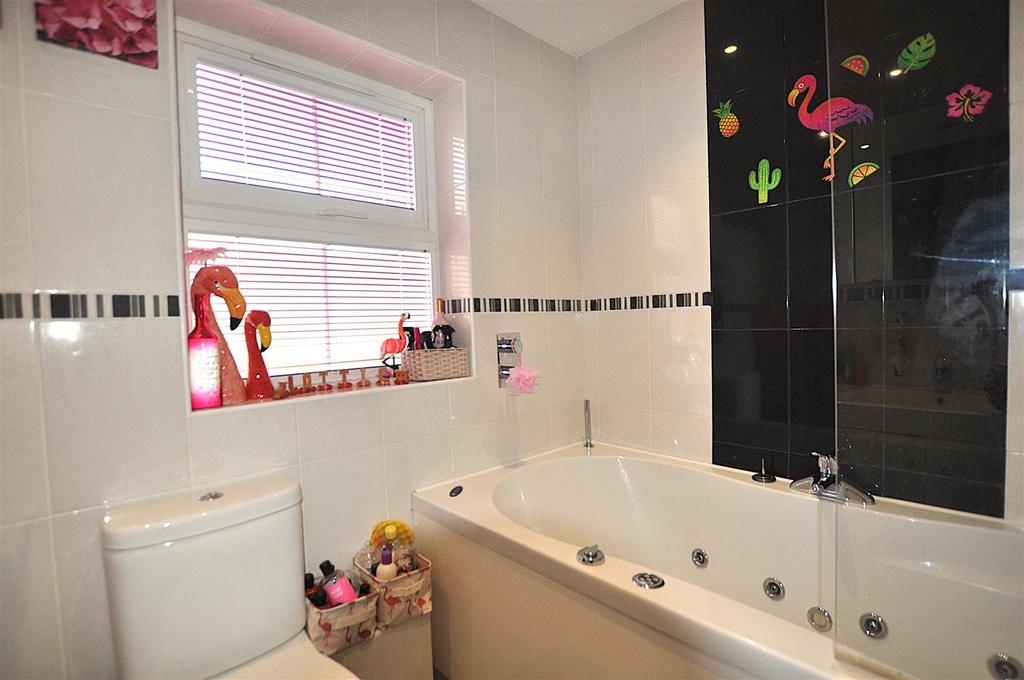 Bathroom.JPG
