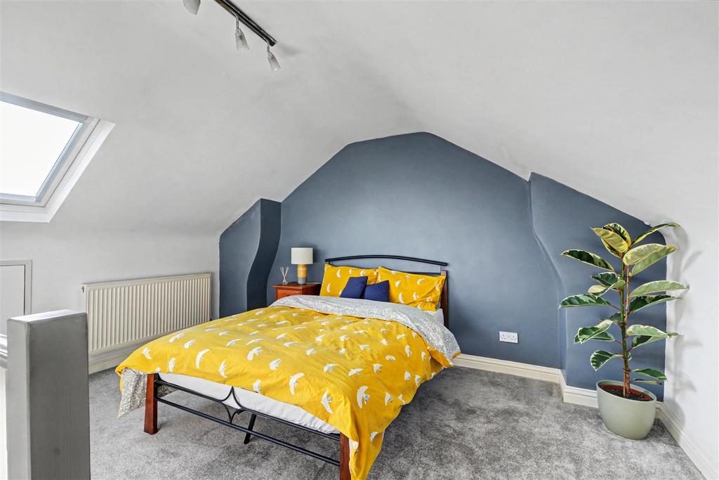 Loft 1.jpeg
