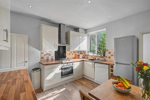 3 bedroom end of terrace house for sale, Denison Street