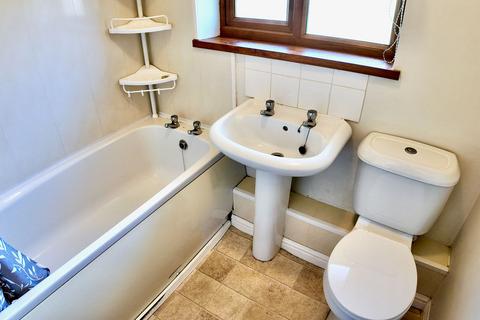 3 bedroom terraced house for sale, St. Marys Road, Pontllanfraith, NP12