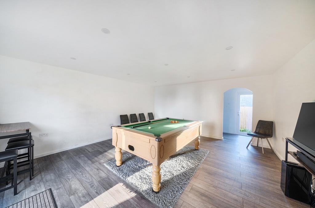 1430903-22-69baeb...