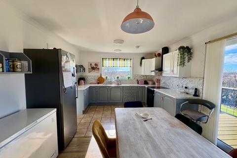 3 bedroom detached bungalow for sale, Canisbay, Wick, Highland. KW1 4YD