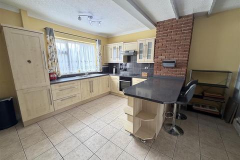 3 bedroom house for sale, Lanton Street, Houghton Le Spring DH4