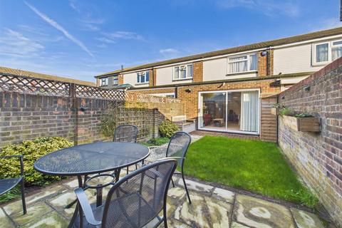 2 bedroom terraced house for sale, Leaholme Way, Ruislip HA4