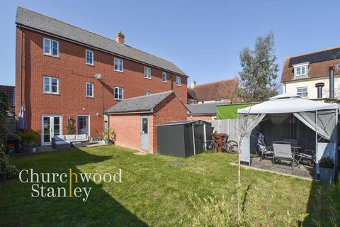 4 bedroom semi-detached house for sale, James Parnell Drive, Colchester, CO2