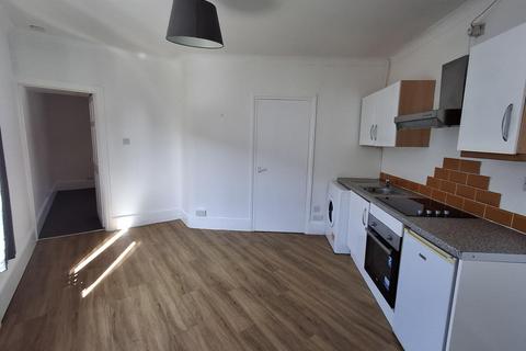 1 bedroom flat to rent, Watford, Hertfordshire, WD24