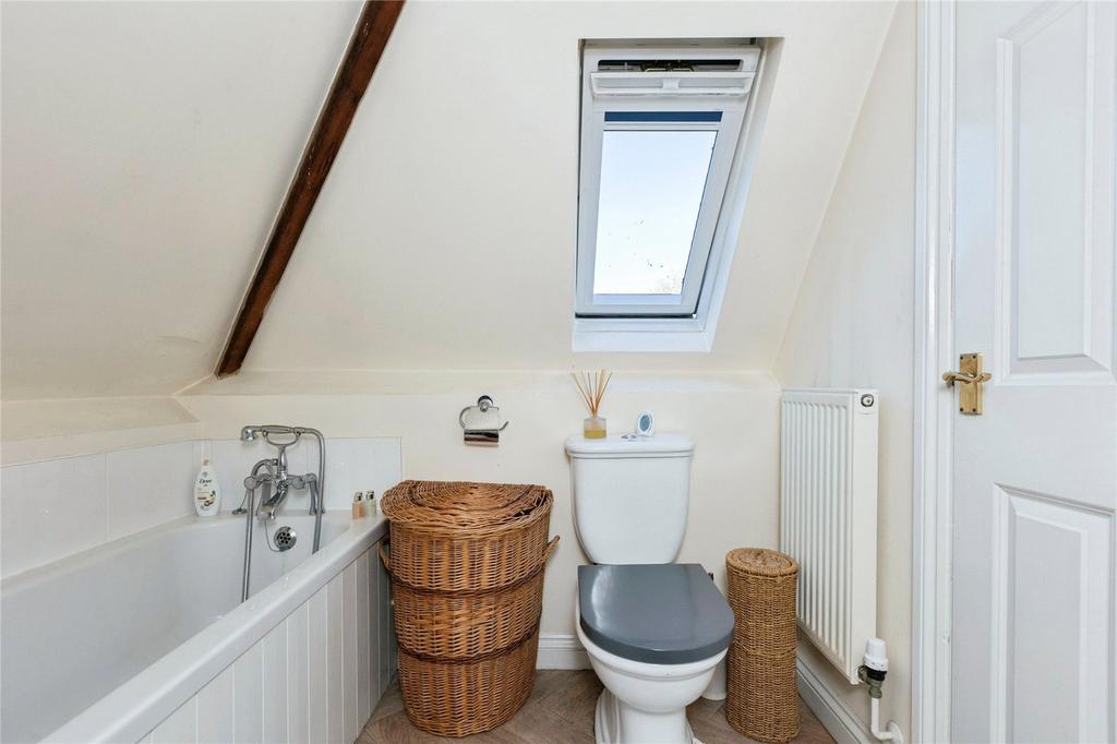 2nd Floor Bathroom