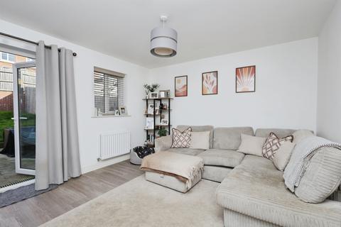 2 bedroom semi-detached house for sale, Stream Way, Hailsham