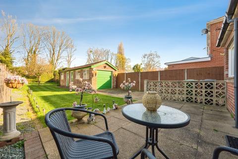 3 bedroom semi-detached house for sale, Passfield Avenue, Eastleigh