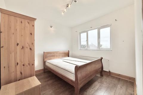 1 bedroom flat to rent, London N11