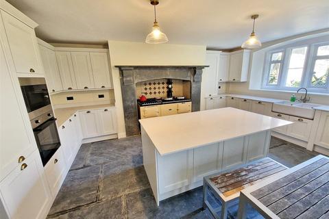 9 bedroom detached house for sale, North Street, St Columb