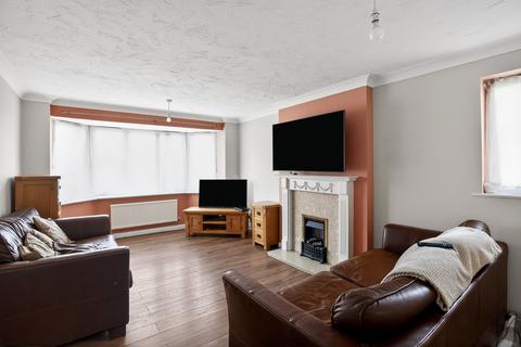 4 bedroom detached house for sale, Bourton Way, Wellingborough, NN8