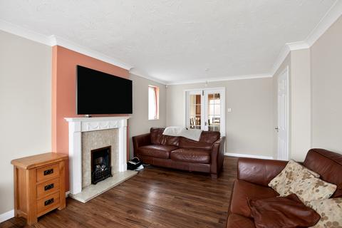 4 bedroom detached house for sale, Bourton Way, Wellingborough, NN8