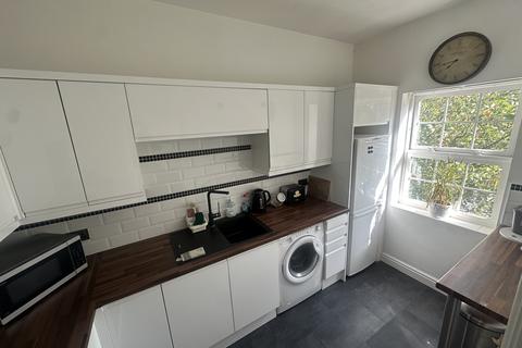 2 bedroom flat to rent, Scholars Court, NORTHAMPTON