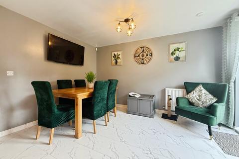4 bedroom townhouse for sale, Douglas Way , Murton SR7