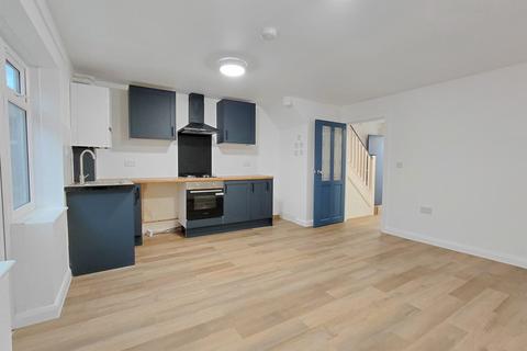3 bedroom terraced house to rent, Sydney Road,  Feltham, TW14