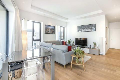 2 bedroom flat to rent, Botanic Square, London E14
