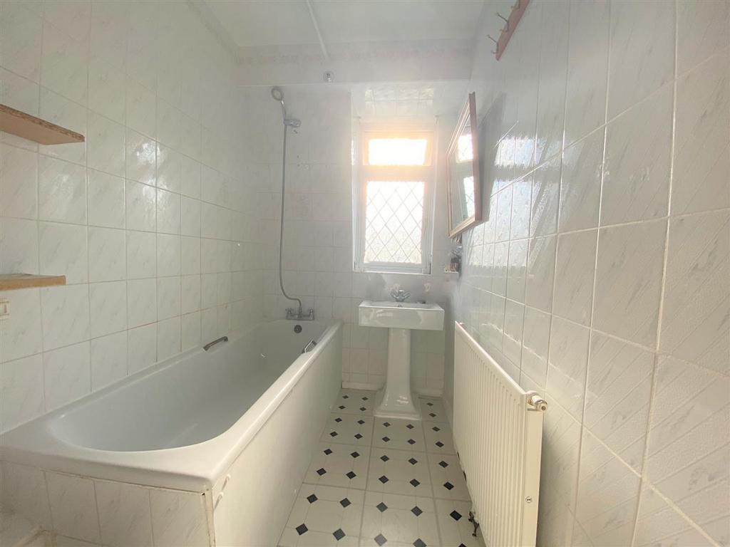Atkinson Road E16