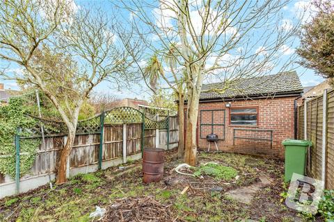 3 bedroom terraced house for sale, Sedgemoor Drive, Dagenham, RM10