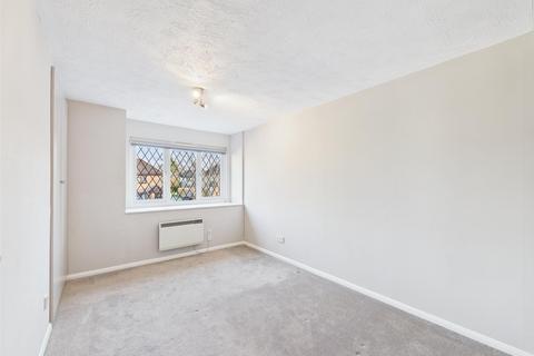 1 bedroom maisonette for sale, Norwood Close, Aylesbury HP20