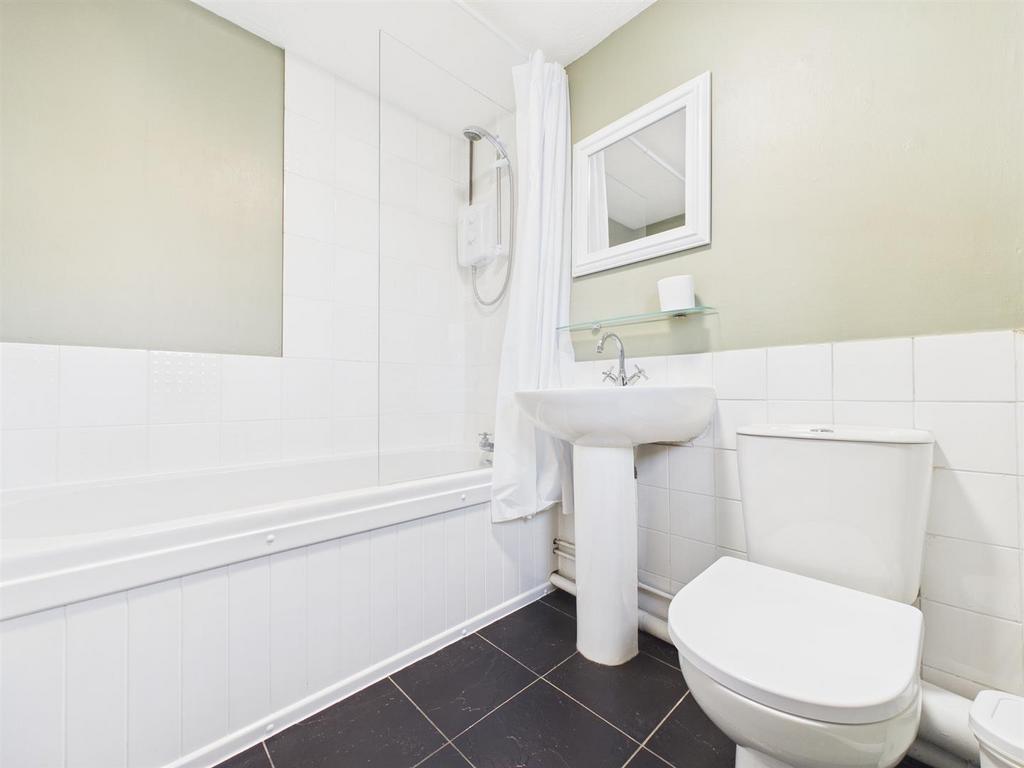 CAM02435 G0-PR0189-STILL005.jpg