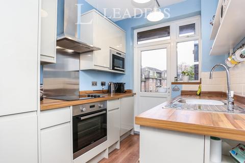 2 bedroom flat to rent, Vale Lodge, Perry Vale, SE23