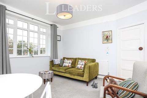 2 bedroom flat to rent, Vale Lodge, Perry Vale, SE23