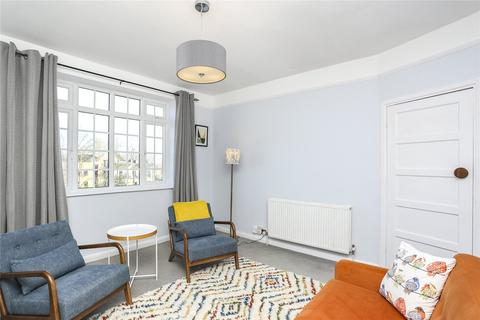 2 bedroom flat to rent, Vale Lodge, Perry Vale, SE23