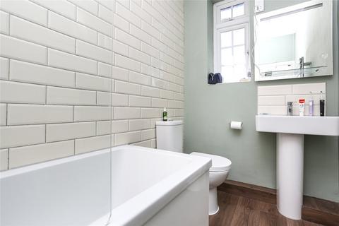 2 bedroom flat to rent, Vale Lodge, Perry Vale, SE23