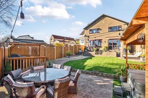 4 bedroom detached house for sale, Hollyguest Road, Bristol BS15