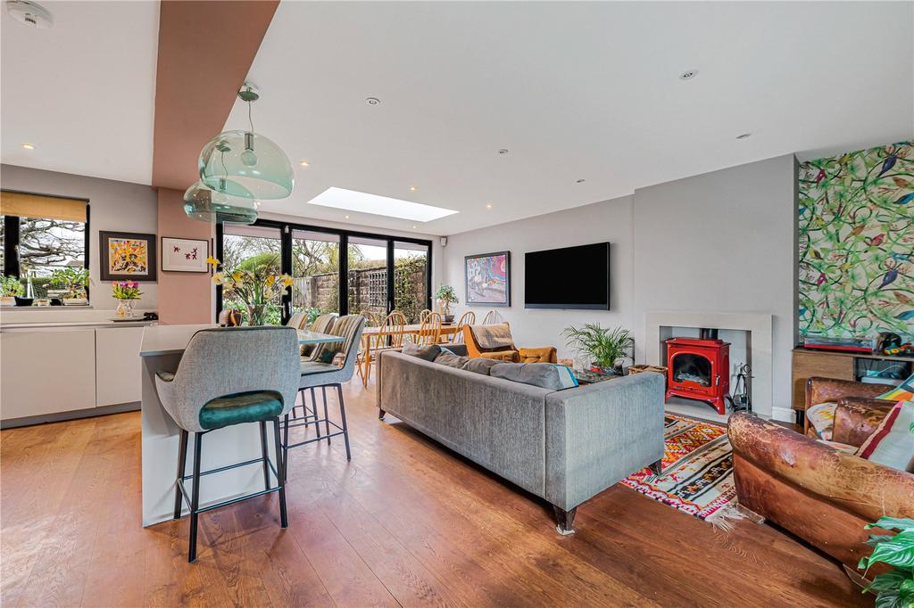 Kitchen/Family Room