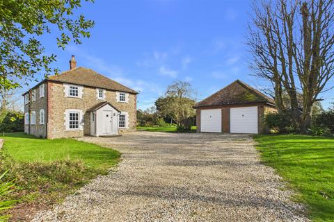 4 bedroom detached house to rent, Manor Lane, South Mundham