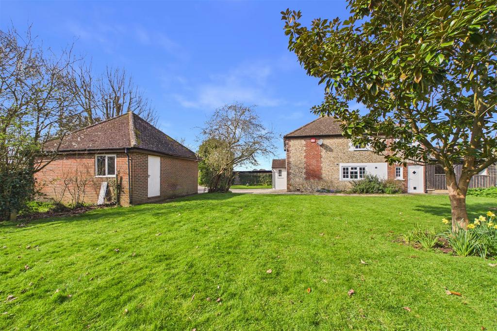 CAM01894 G0-PR0279-STILL008 - Copy.jpg