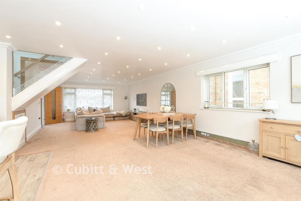 Kitchen Living/Dining Area