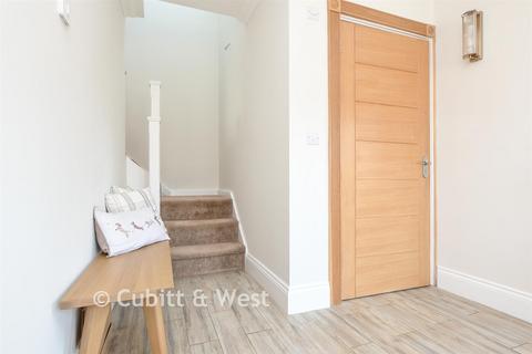 3 bedroom detached house for sale, Tilgate Common, Bletchingley RH1