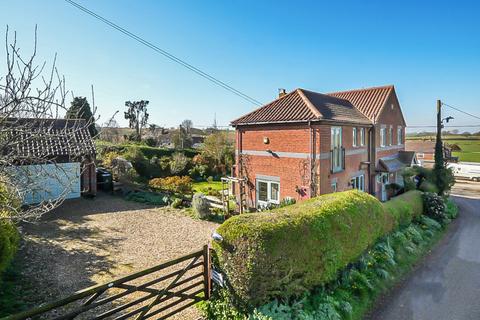 5 bedroom detached house for sale, Rectory Lane, Fulbeck, Fulbeck, Grantham, Lincolnshire, NG32