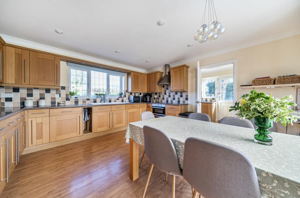 1432489-16-69baff7033f32