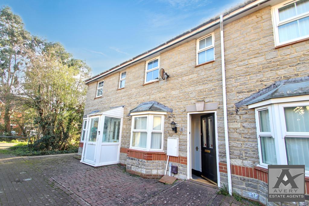 2 bed terraced house to rent