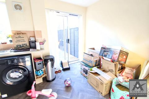 2 bedroom terraced house to rent, Castle View Weston Village, BS24