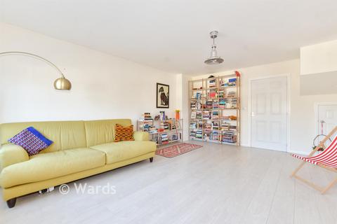 3 bedroom townhouse for sale, Enbrook Valley, Folkestone, Kent