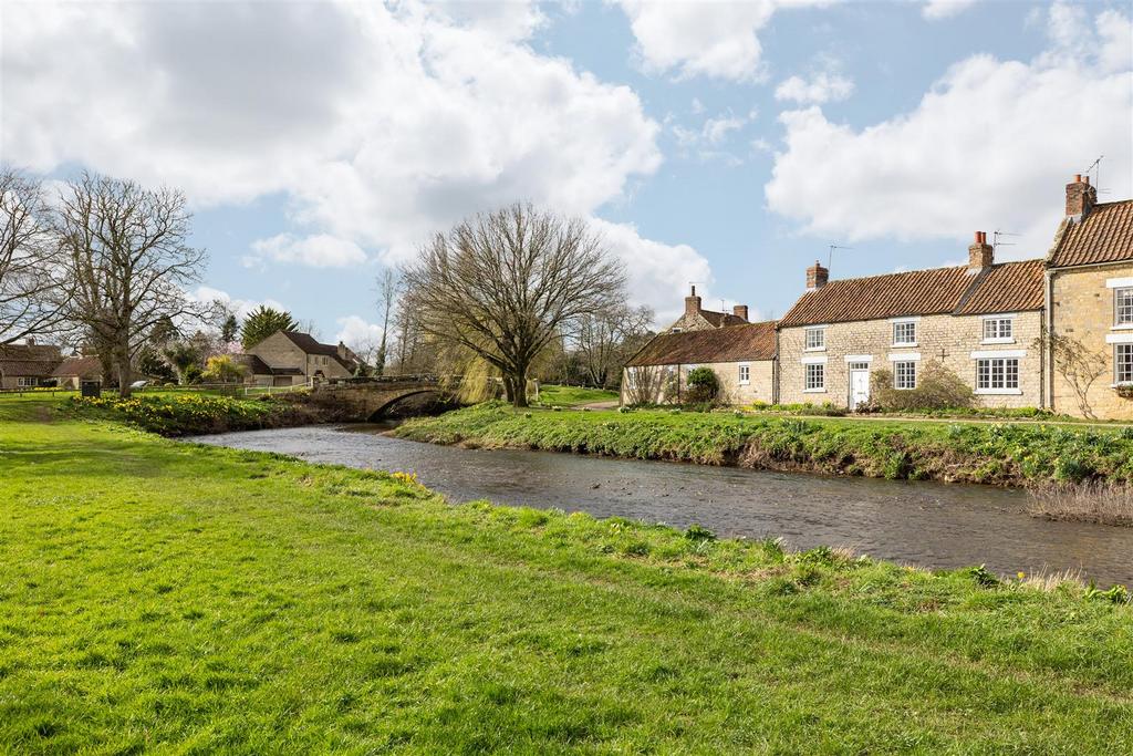 Bridge Farm External-3.jpg